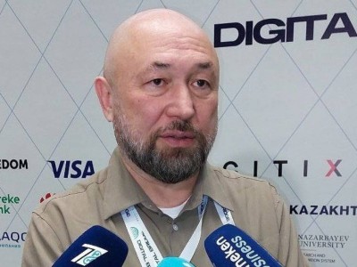 
                    Тимур Бекмамбетов снимет фильм об искусственном интеллекте
                