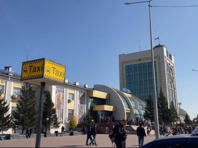 
                    В Астане таксист перевез иностранца на расстояние 150 метров за 500 тенге
                
