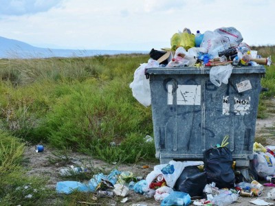 
                    В Казахстане ужесточат наказание за выброс мусора
                