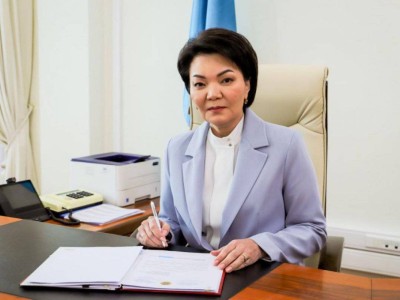
                    Светлана Жакупова поздравила казахстанцев с Днем труда
                