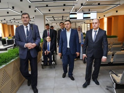 
                    Таджикская делегация посетила Дом соцуслуг в Алматы
                
