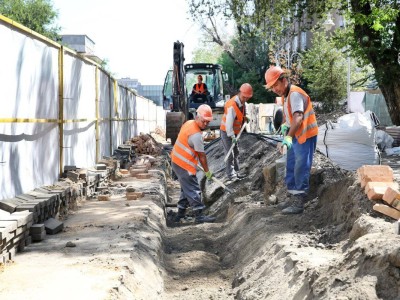 
                    Сколько средств вложат в модернизацию инфраструктуры Ауэзовского района
                