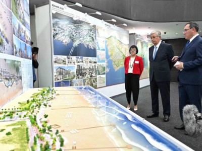 
                    Токаев ознакомился с Генеральным планом города Қонаева
                
