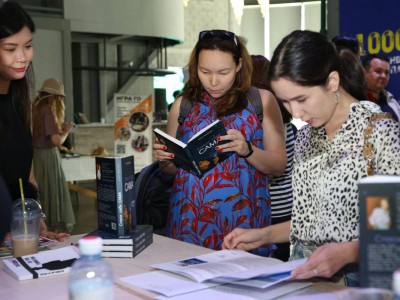 
                    В Алматы появился новый книжный фестиваль Fahrenheit fest
                