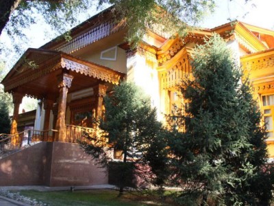 
                    В Алматы откроется выставка в честь 75-летия Алтынбека Коразбаева
                