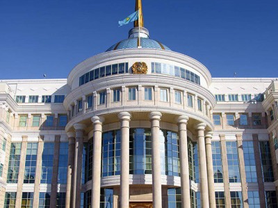 
                    Президент дал ряд поручений акиму Мангистауской области
                