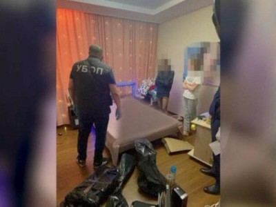 
                    В Казахстане накрыли транснациональную ОПГ, работающую в порноиндустрии
                