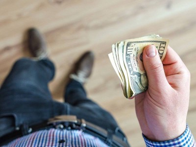 
                    20 отцов в ВКО отправили в тюрьму за неуплату алиментов
                