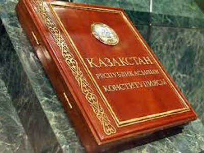 
                    Конституция важна и для обывателя, и для чиновника
                