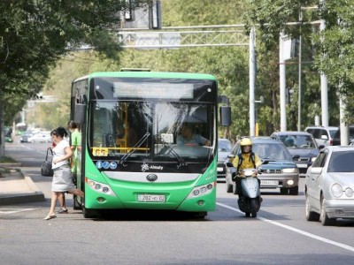 
                    Водители мотоциклов и мопедов нарушают покой жителей Алматы
                