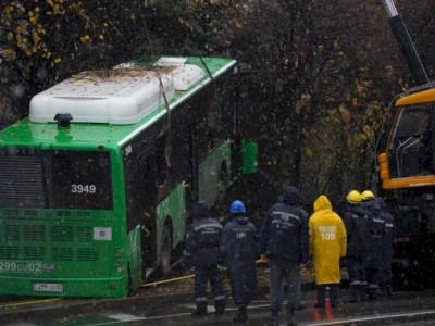 
                    Смертельное ДТП с автобусами в Алматы: суд вынес приговор водителю
                