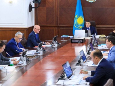 
                    Алихан Смаилов потребовал ускорить реализацию нацпроекта «Модернизация сельского здравоохранения»
                
