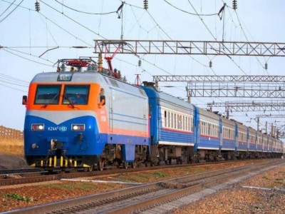 
                    Пьяный мужчина не давал покоя пассажирам поезда
                