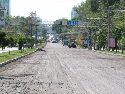 
                    Установки новых бордюров по проспектам Абая и Аль-Фараби не превышают 3-5% – акимат Алматы
                