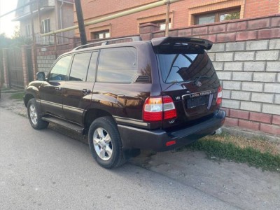 
                    Дорогой внедорожник украли у алматинца
                