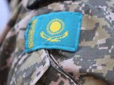 
                    Сына депутата Даулета Турлыханова арестовали на 15 суток
                