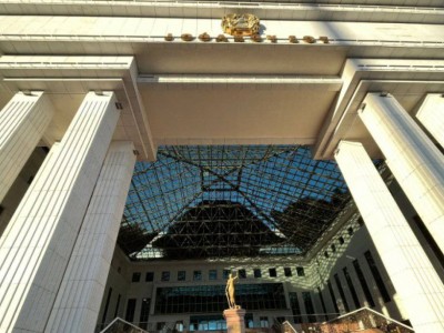 
                    Верховный суд восстановил права залогодателя, погасившего долг перед банком
                