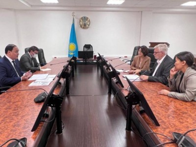 
                    Консалтинговую службу для производителей молока создадут в Алматинской области
                