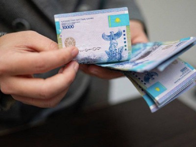 
                    С 1 июля повысят госпособия многим категориям граждан
                
