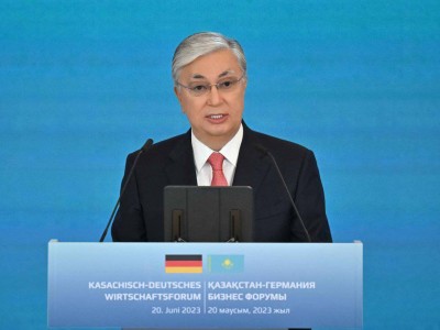
                    Токаев: Казахстан тепло приветствует все немецкие компании
                