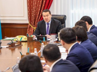 
                    Возврат государству важных объектов нефтегазовой отрасли обсудили в Правительстве
                