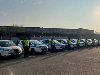 
                    Порядка 20 тысяч казахстанских полицейских и гвардейцев несут службу в праздничные дни
                