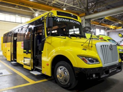 
                    Алихан Смаилов проверил на безопасность школьные автобусы в Алматы
                
