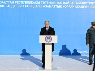 
                    Президент посетил Академию гражданской защиты имени Малика Габдуллина
                