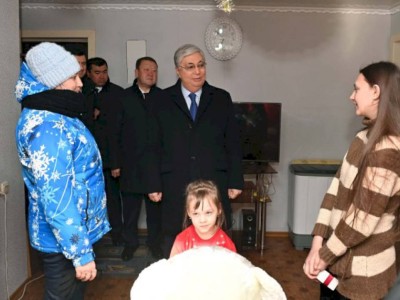 
                    Касым-Жомарт Токаев побывал в гостях у жительницы Рудного
                