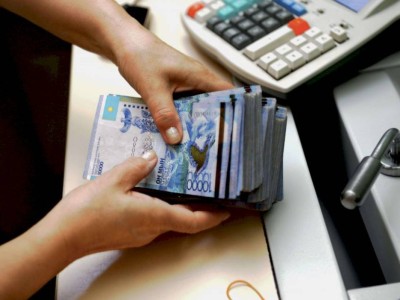 
                    Объем потребительских кредитов вырос в РК
                