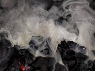 
                    Женщина и трое детей отравились угарным газом в Алматинской области
                