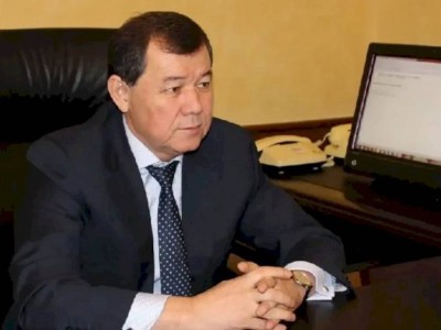 
                    Глава «Казселезащиты» Карим Кокрекбаев задержан за взятку
                