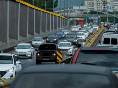 
                    Принять конкретные меры для обеспечения безопасности на дорогах Алматы призвал Президент
                