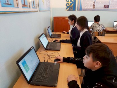 
                    Спутниковый интернет появится в отдаленных сельских школах
                