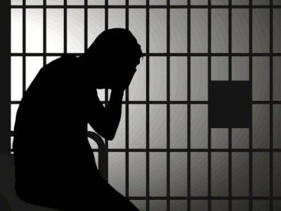 
                    Пожизненный срок за убийство 5-летней девочки дали казахстанцу
                