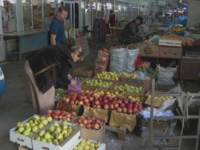 
                    Садоводы Казахстана просят ввести частичный запрет на импорт яблок в страну
                