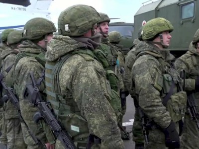 
                    Самолеты с российскими миротворцами ОДКБ на борту вылетели из Алматы
                