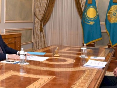 
                    Глава государства принял генерального прокурора РК
                