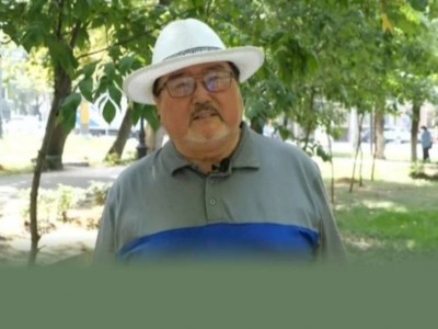 
                    Улыкбек Есдаулет: Если мы польем деревья, то это будет большим вкладом
                