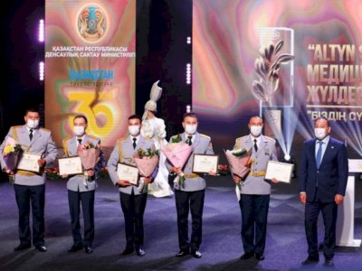 
                    Прошла церемония награждения победителей конкурса «Наш милый доктор! Наш герой!»
                