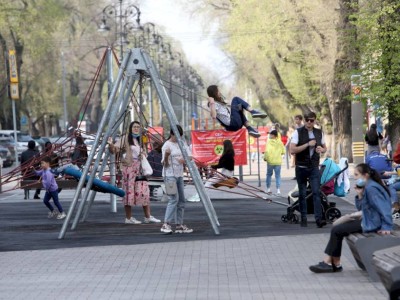 
                    Почти полмесяца отдохнут казахстанцы в мае
                
