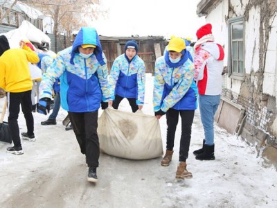 
                    Добро объединяет
                