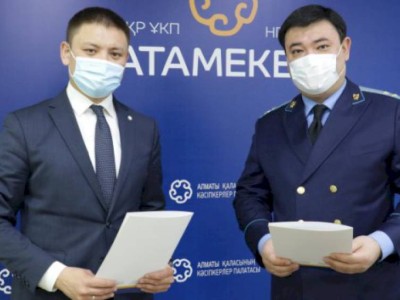 
                    Как предприниматели Алматы налаживают сотрудничество с транспортной прокуратурой
                