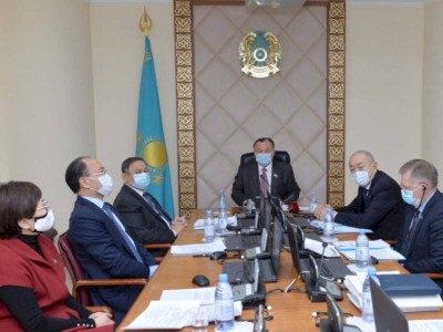 
                    Законопроект о дипломатической службе рассмотрели в Сенате
                
