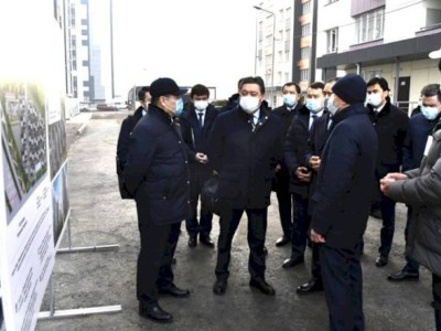 
                    Аскар Мамин ознакомился с развитием инфраструктуры Алматы
                