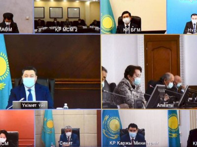 
                    Мамину презентовали доработанный алфавит казахского языка
                