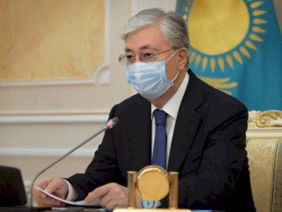 
                    Президент поручил держать эпидемиологическую ситуацию под жестким контролем
                