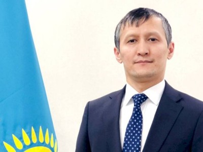 
                    Руководителем аппарата Минторговли стал Жанибек Нупиров
                