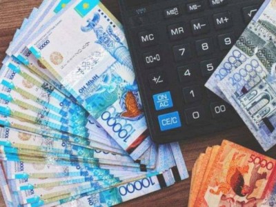 
                    Более 99 тыс. казахстанцев, потерявших работу, получили выплаты в 2020 году
                