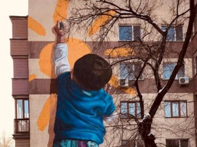
                    Как живой
                